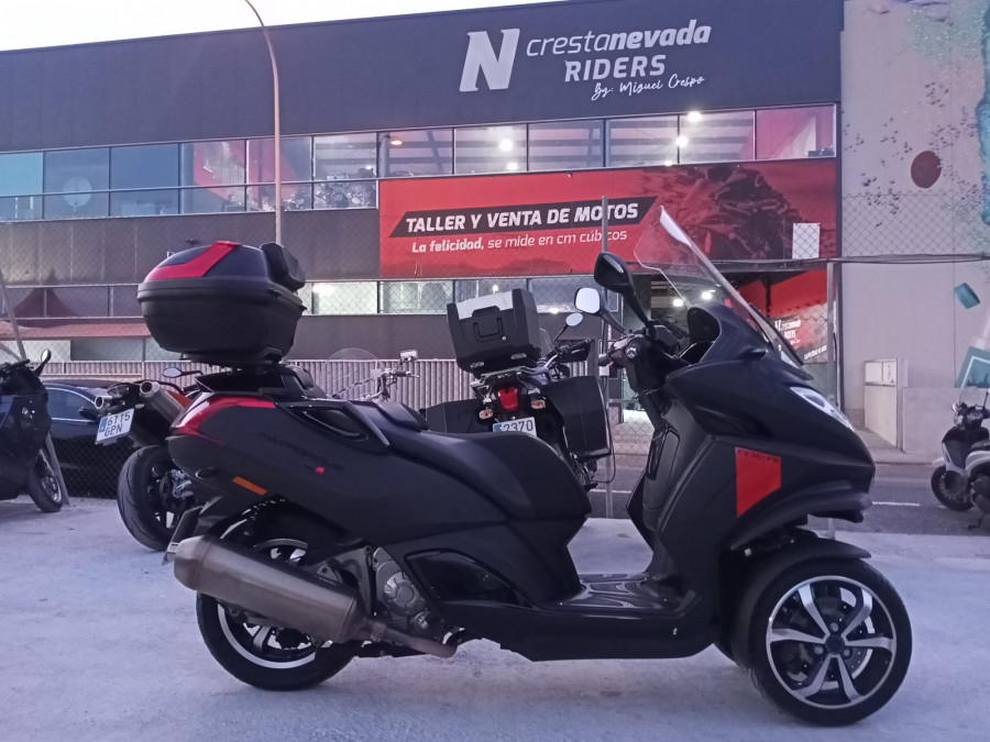 Imagen de Peugeot METROPOLIS 400 i