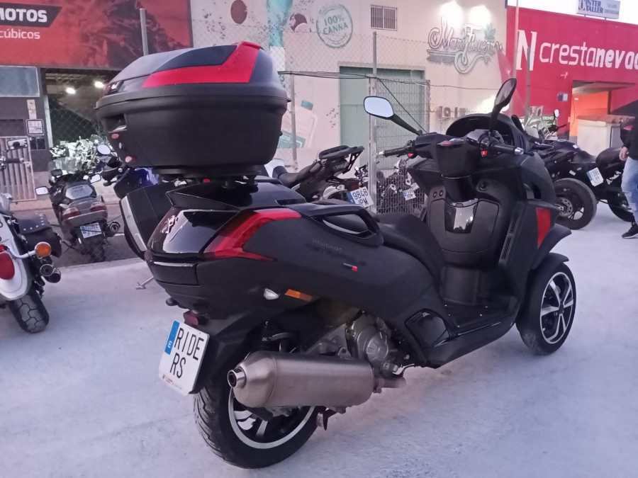 Imagen de Peugeot METROPOLIS 400 i