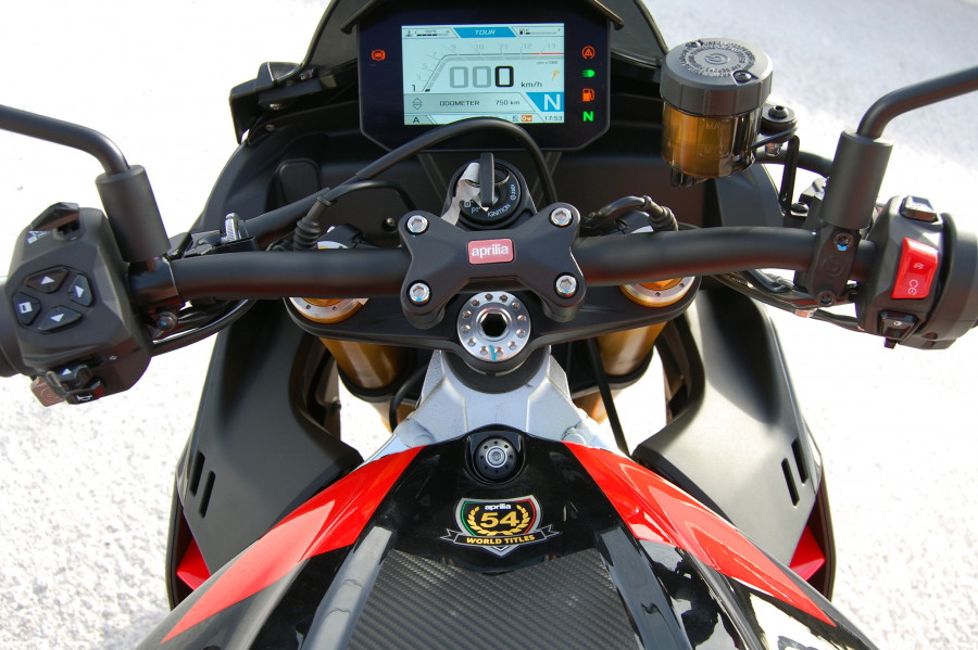 Imagen de Aprilia TUONO V4 1100