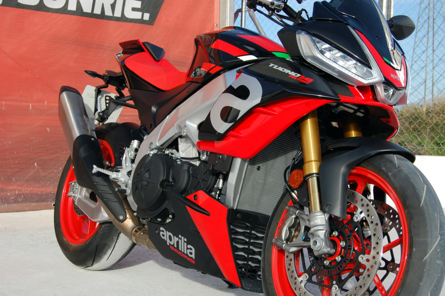 Imagen de Aprilia TUONO V4 1100