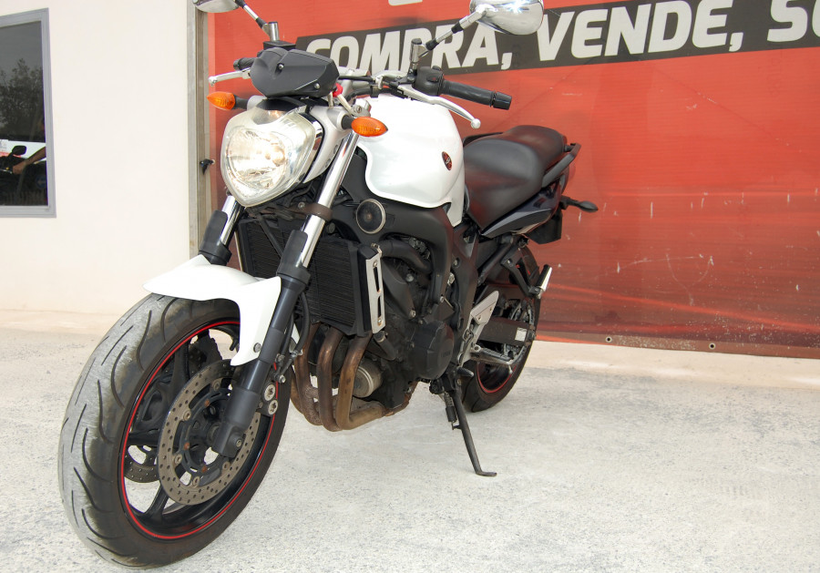 Imagen de Yamaha FZ6 N S2