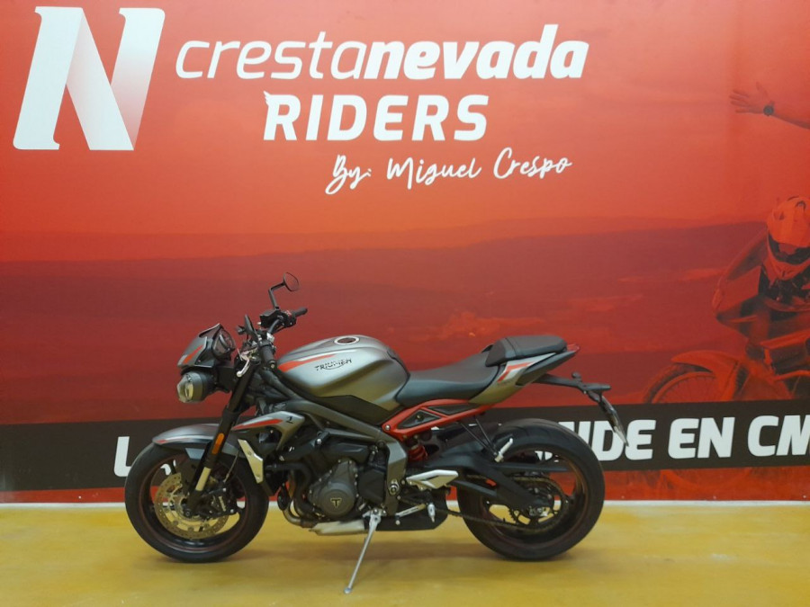 Imagen de Triumph STREET TRIPLE R