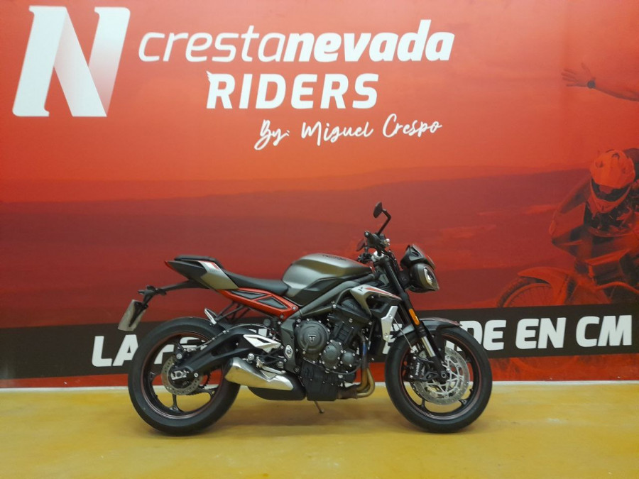 Imagen de Triumph STREET TRIPLE R