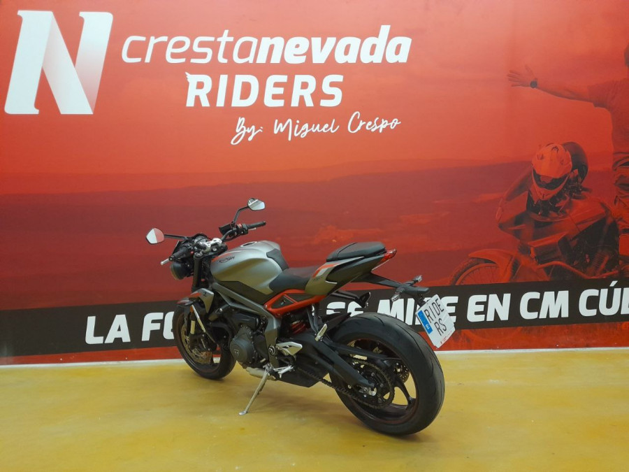 Imagen de Triumph STREET TRIPLE R